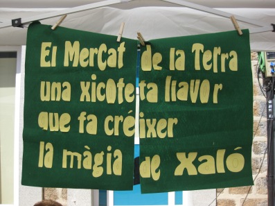 Mercado de la Tierra, una pequeña semillas que hace crecer la magia de Xaló. Patricia Dopazo, Alacant